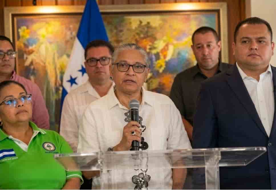 Gobierno y magisterio instalan mesa de diálogo