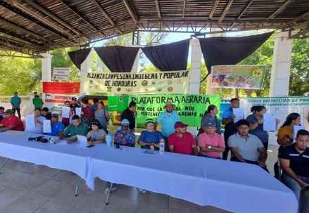 Plataforma Agraria amenaza con tomas de carreteras en Colón